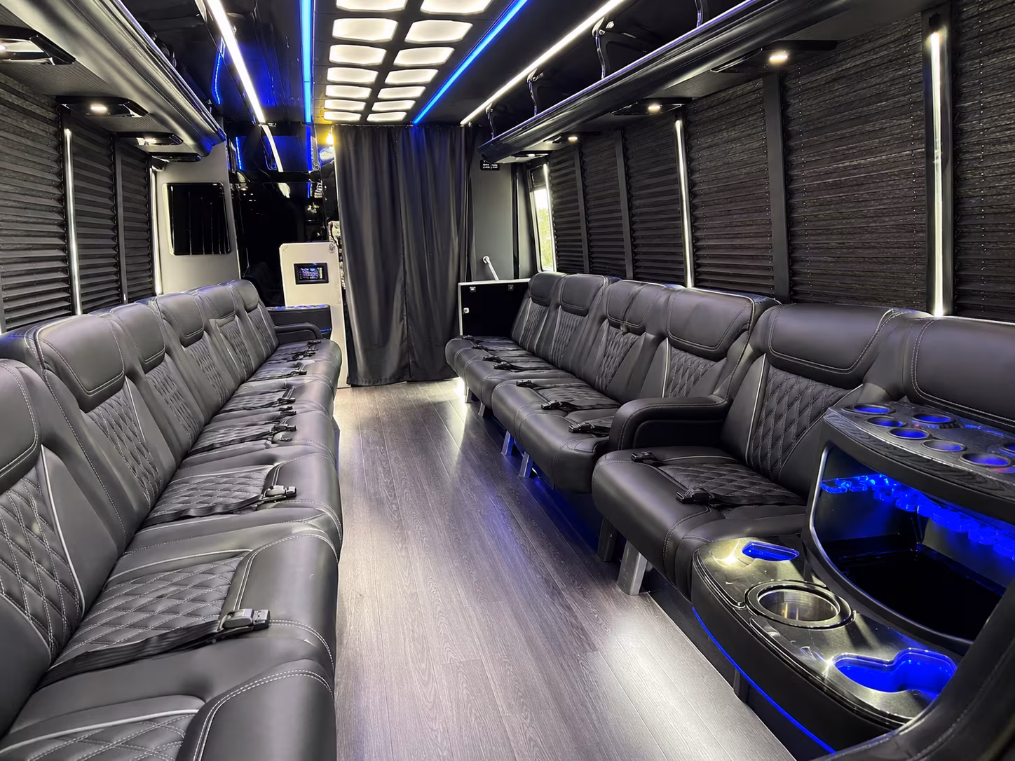 bachelor and bachelorette party buses in columbus