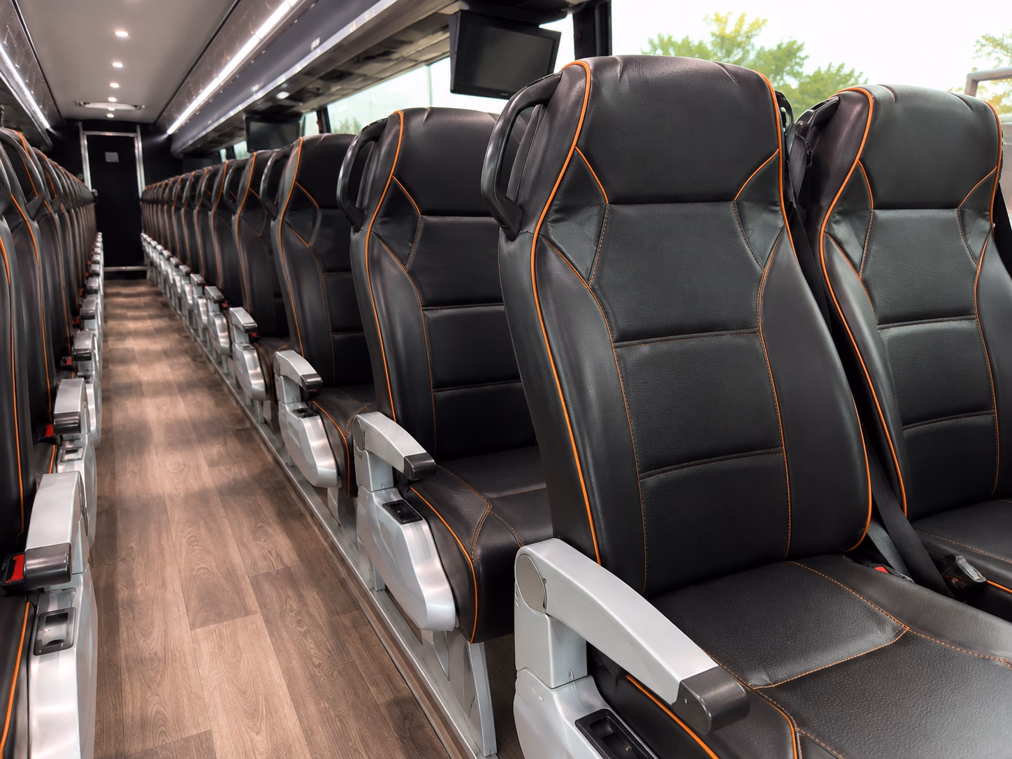 columbus construction and film crew shuttle buses