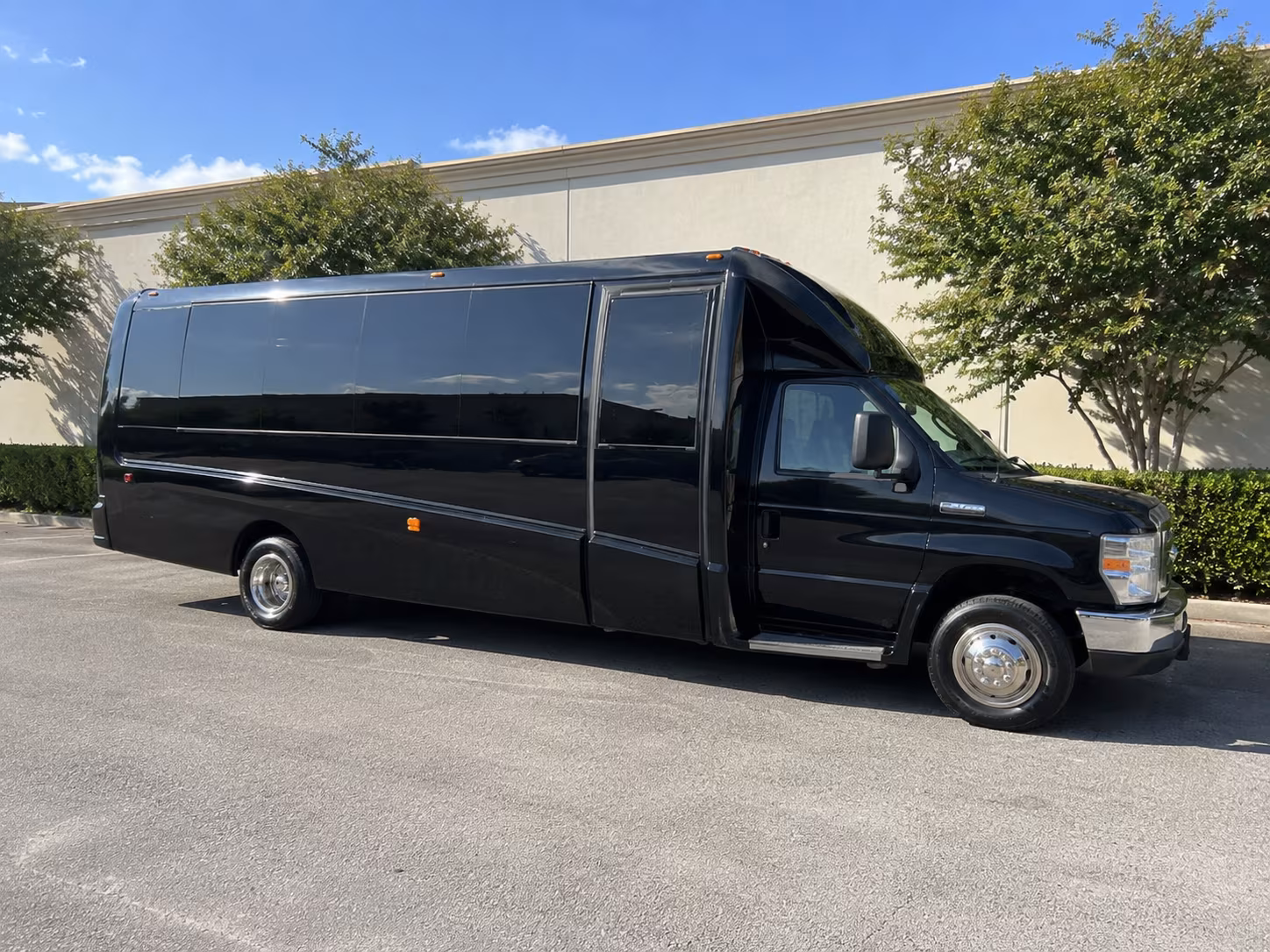 shuttle to john glenn columbus international airport
